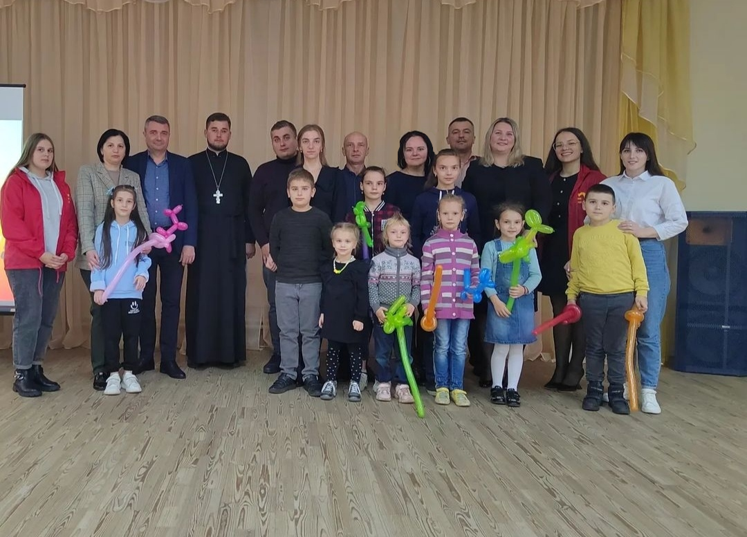 У ГДК прайшоў круглы стол “Сіла бацькоўскай любові”