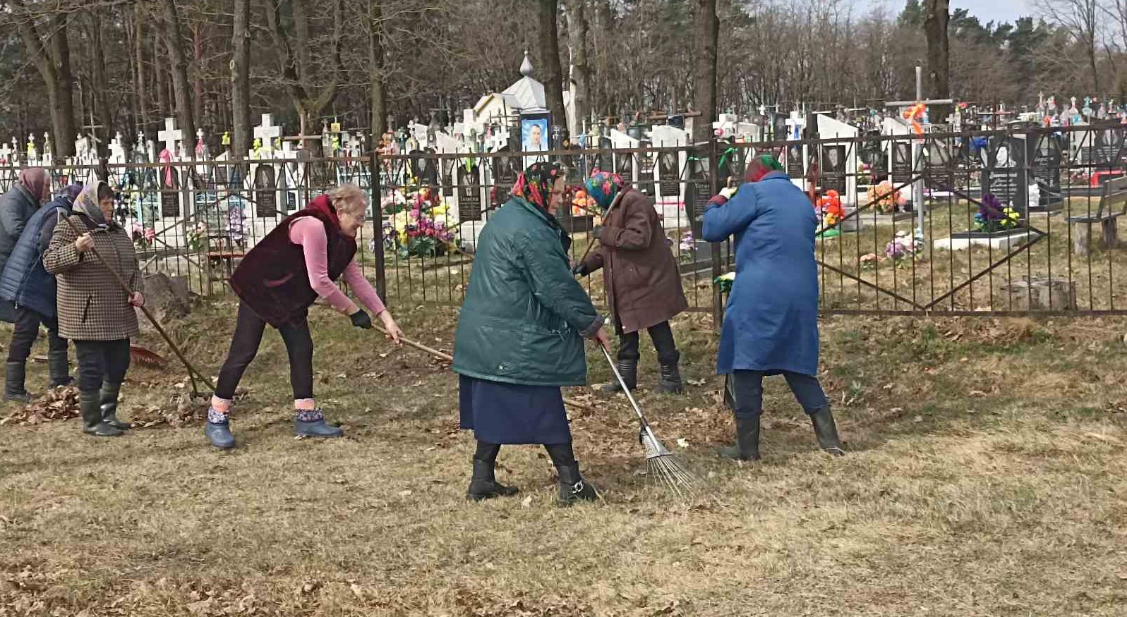 Порядок на кладбище – забота общая
